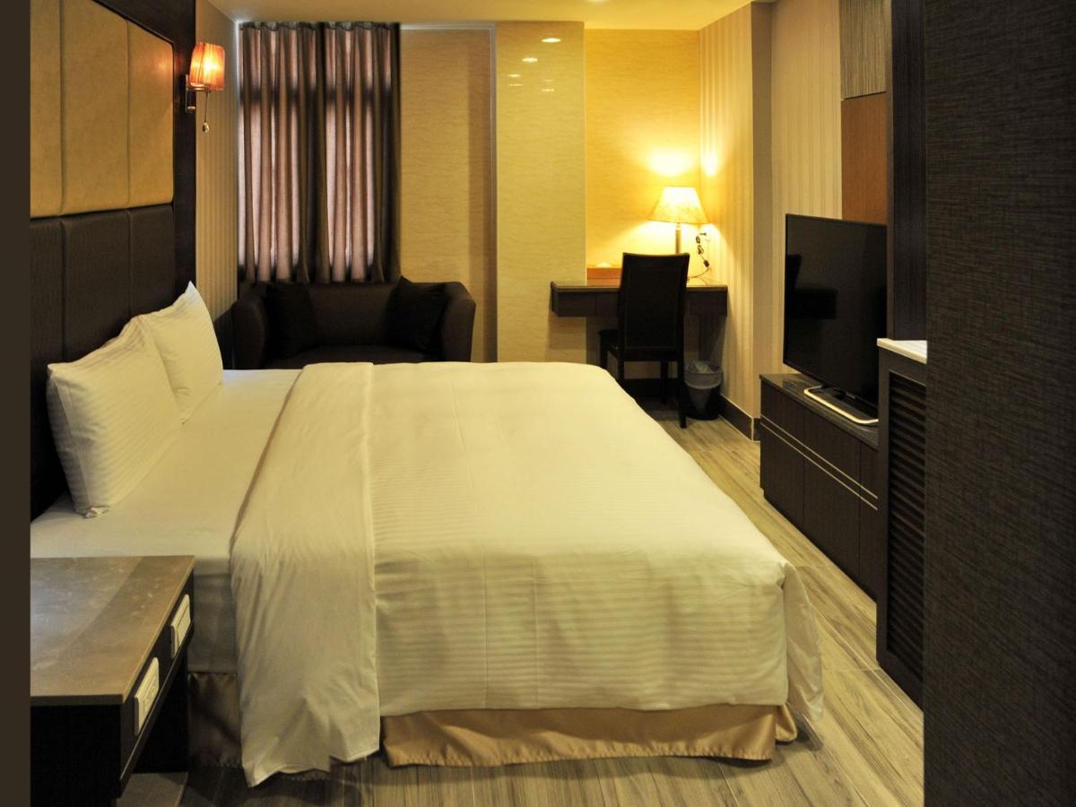 Maple Hotel Second Branch 타이난 외부 사진
